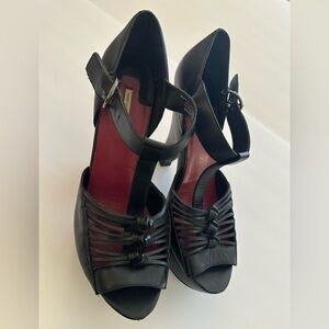 Max studio Black Leather Heels 8.5M